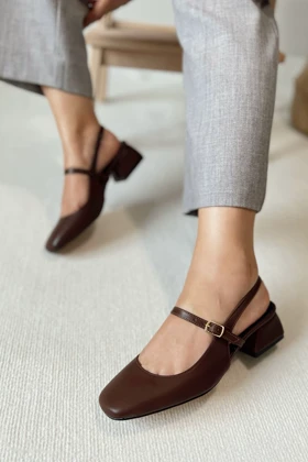 کفش پاشنه‌بلند کلاسیک زنانه polka-store polka-store