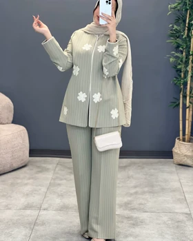 کت و شلوار دیپلمات شکوفه