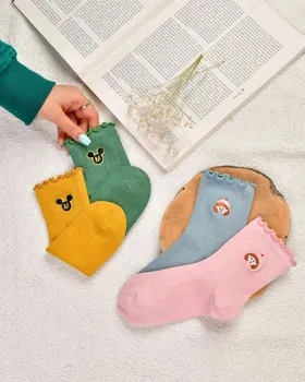 جوراب کبریتی میکی و دختر