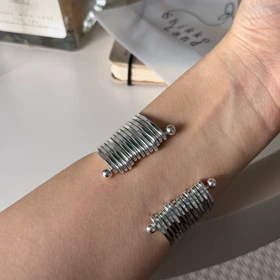 کالکشن دستبند پاپی