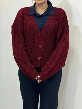 بافت جلو دکمه آرزو