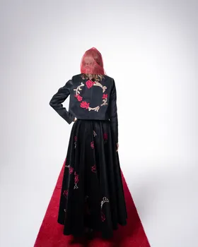 کت تکه دوزی تک‌رنگ گلدوزی
