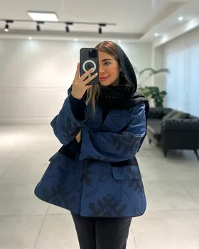 مانتو ژاکاردنخ