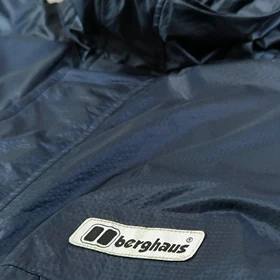 Size M-S بادگیر ضد باران اورجینال برند BERGHAUS آلمان