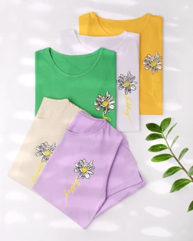 تیشرت گل سفید