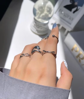 پک انگشتر آغوش گربه