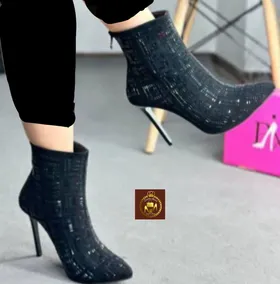 نیم بوت مجلسی زنانه پاشنه‌بلند جیوانچی نگینی
