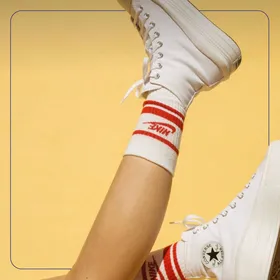 جوراب ساق‌دار کشدار نایک قرمز nike socks