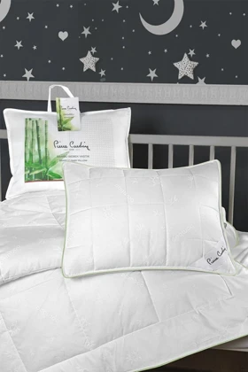 بالش نوزاد بامبو Pierre Cardin - سفید