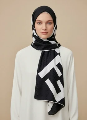 روسری ساتن فندی