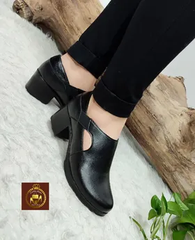 کفش طبی اداری زنانه پاشنه‌دار مدل پیک چشمک