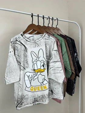 تیشرت باکسی Daisy Duck