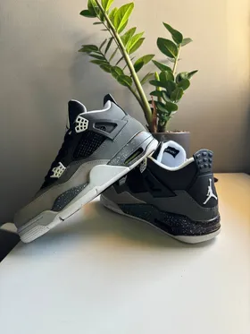 کتانی نایک جردن4 مشکی طوسی رترو گلکسی فیر آف گاد Nike Air Jordan 4 Retro Fear Of God