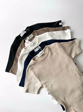 بادی یقه گرد تیشرتی