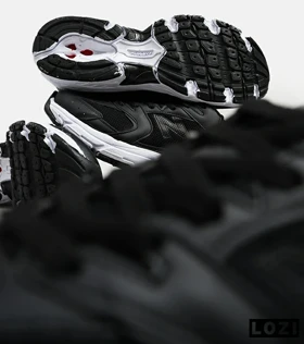کفش کتانی مردانه و زنانه مشکی NEW BALANCE 530