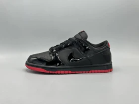 کتانی نایکی اس بی دانک لو ورنی مشکی قرمز/Nike SB Dunk