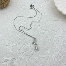 گردنبند زنانه شیک با طرح گل رز جواهری