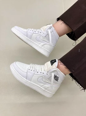 کتانی ونس ساق‌دار زنانه نایکی استایل جردن وان NIKE JORDAN 1 کد 912 دختر طهرونی