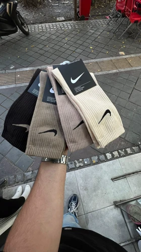 جوراب ساقدار نایک کبریتی