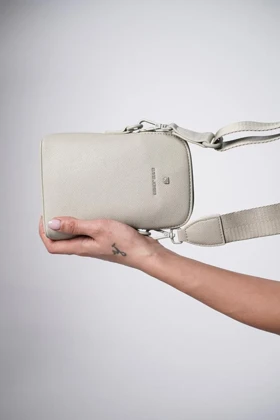 کیف دوشی زنانه دیوید جونز مدل David Jones CM7151G