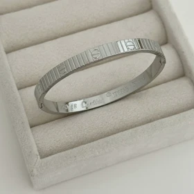 دستبند کارتیه لاو unlimited کد 865