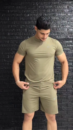 تی‌شرت و شلوارک نایکی