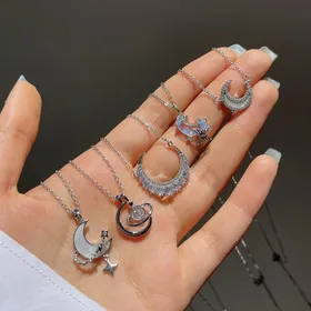 کالکشن گردنبند ماه