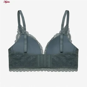 سوتین اسفنجی زنانه مدل بدون فنر رنگ نقره ای کد 5406-6172