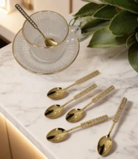 قاشق چای خوری طلایی نگین‌دار