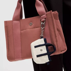جاکلیدی لولولمون مدل Daily Multi-Pocket Nano Tote Bag