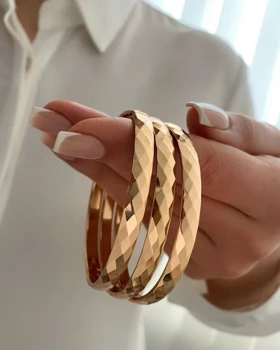 دستبند النگویی چند وجهی ژوپینگ