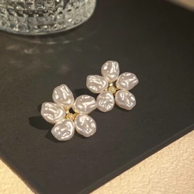 گوشواره طرح گل
