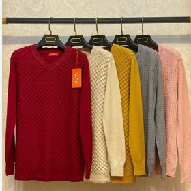 بلوز بافت گپ زنانه ترک طرح برجسته نگین‌دار