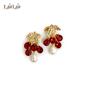 گوشواره خوشه قرمز