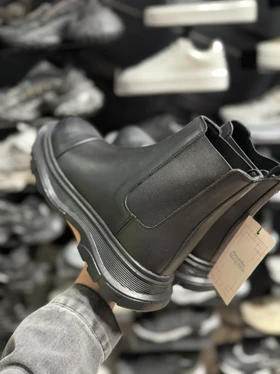 نیم بوت مردانه لژدار بغل کش مکویین