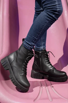 بوت و نیم بوت زنانه daxtors