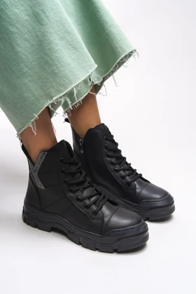 بوت و نیم بوت زنانه ریکن riccon