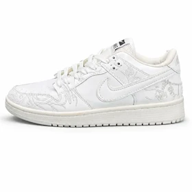 کتانی مردانه مدل نایک جردن گلدوزی سفید Nike Jordan