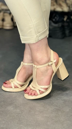 پاشنه ایفل 6111p