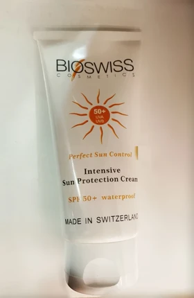 ضد آفتاب محافظ پوست بایو سویس (Bioswiss) SPF 50 مناسب انواع پوست حجم 50 میلی‌لیتر