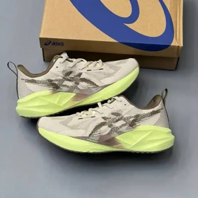 کفش اسیکس نووا بلاست 5 کرم سبز Asics Novablast 5 Cream Green