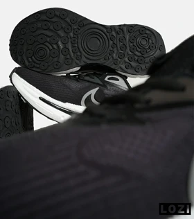 کفش کتانی مردانه مشکی Nike structure 25