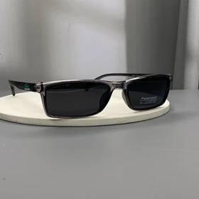 عینک آفتابی لاگوست با فریم کائوچو و لنز پلی‌کربنات پلاریزه UV400 Lacoste Polarized