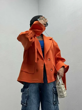 کت آستین گره‌ای