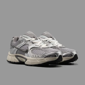 نایکی V5 رانر طوسی Nike V5 RNR Cement Grey