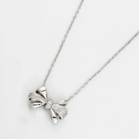 گردنبند دخترانه طرح پاپیون