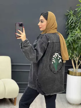 مانتو جین پشت گلدوزی پرچ دار