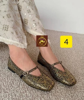 بابت کالج زنانه پوست ماری