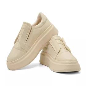 کفش راحتی زنانه مدل Stradivarius Loafers - LFB600
