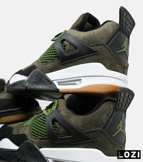 کتانی ساق‌دار بزرگ پا سبز Nike air jordan 4